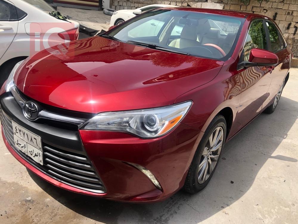 تۆیۆتا کامری